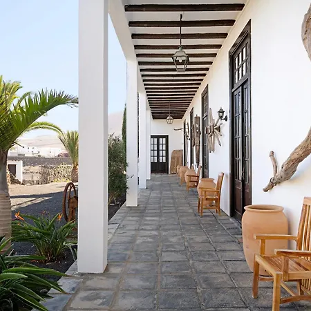 Emblematica - Nº2 Chibusque بيت للعطل