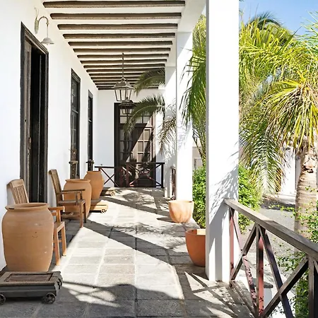 Emblematica - Nº2 Chibusque *