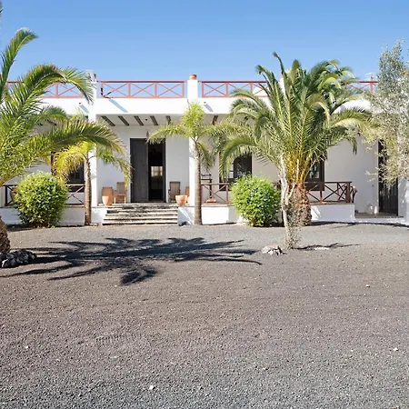 Emblematica - Nº2 Chibusque بيت للعطل